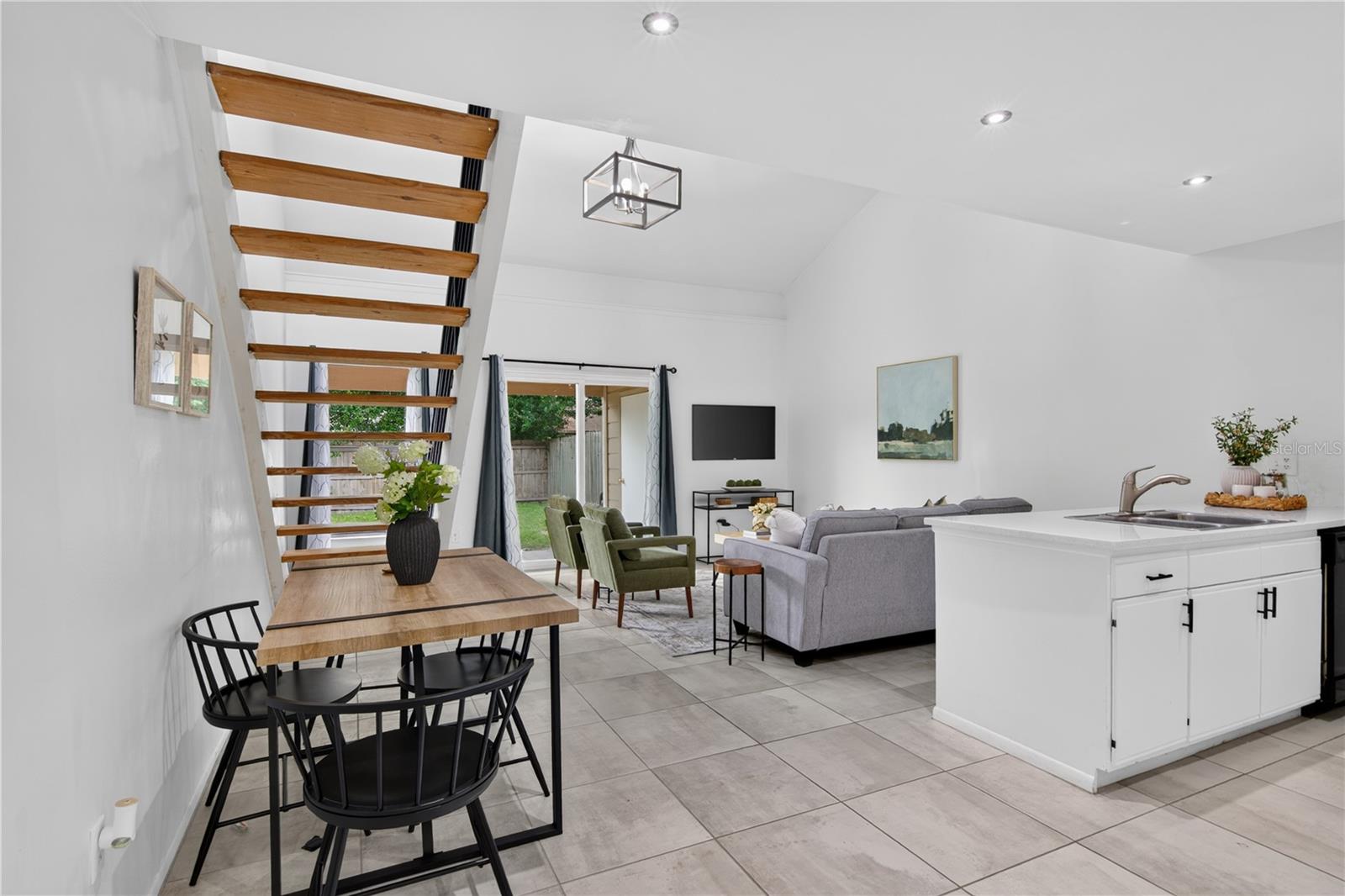 2747 GRAY FOX LANE