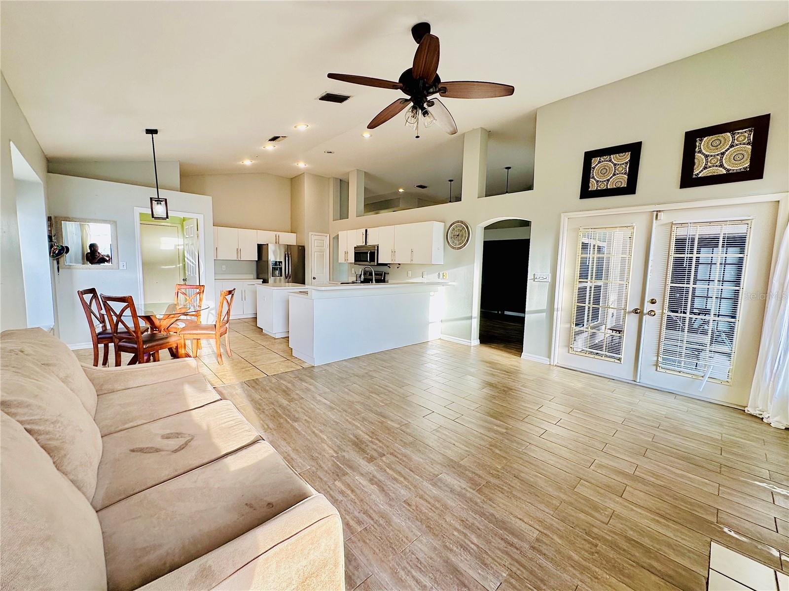 BRENTWOOD HILLS TRCT B UN 1 - Residential