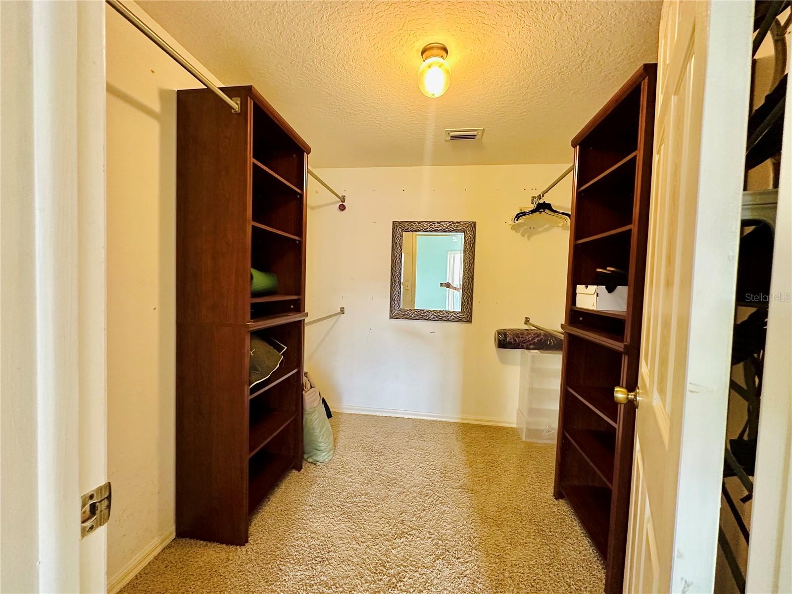 BRENTWOOD HILLS TRCT B UN 1 - Residential