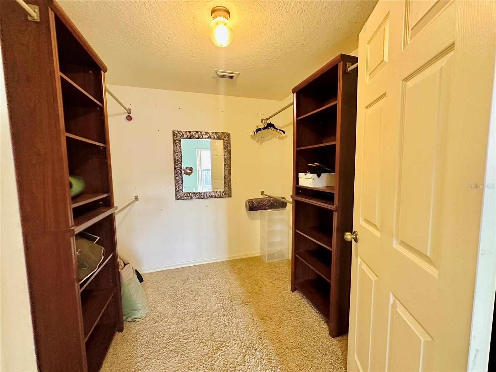 BRENTWOOD HILLS TRCT B UN 1 - Residential