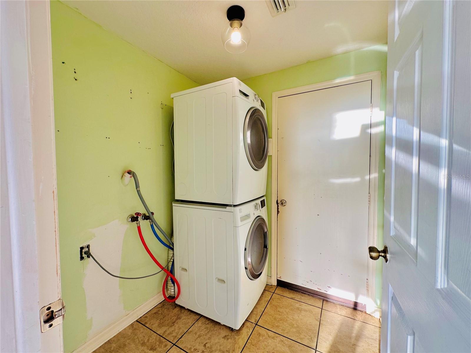 BRENTWOOD HILLS TRCT B UN 1 - Residential