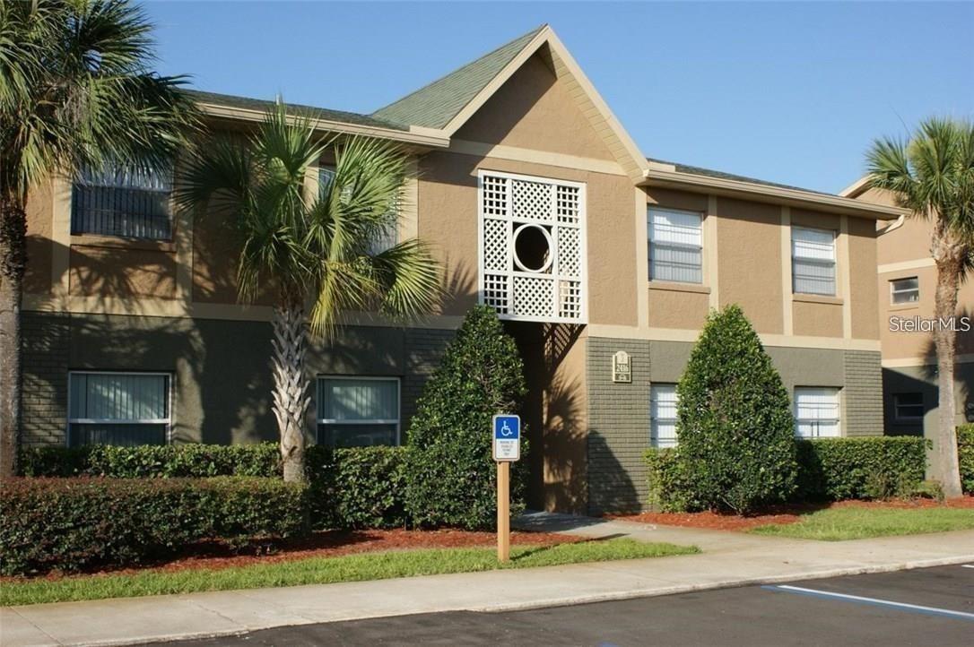 GORGEOUS FRESHLY REMODELED 2 BEDROOMS 2 BATHS ON SECOND FLOOR ON NICE CONDOMINIUM FULL OF AMENITIES.
UNIT HAS UPGRADED FLOORING, NEW STAINLESS APPLIANCES, NEW HVAC, FRESHLY PAINTED AND WASHER AND DRYER.
WATER, SEWER, PEST CONTROL ARE INCLUDED ON RENT
COMMUNITY IS WALKING DISTANT TO GREAT SCHOOLS, SHOPPING AREAS, MAJOR ROADS, SHOPPING AREAS, MINUTES AWAY FROM THEME PARKS