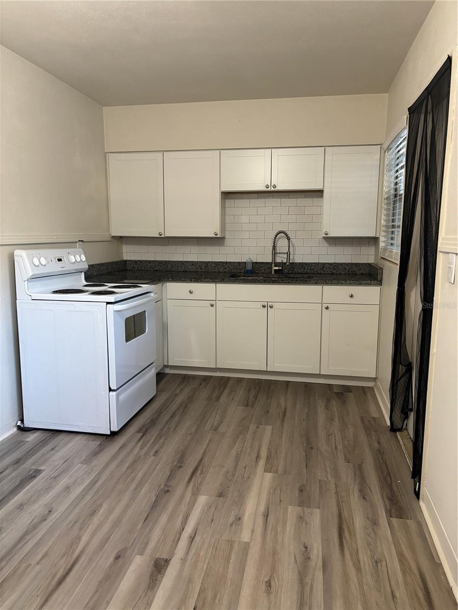 SUNSET POINT A REP - Residential Lease