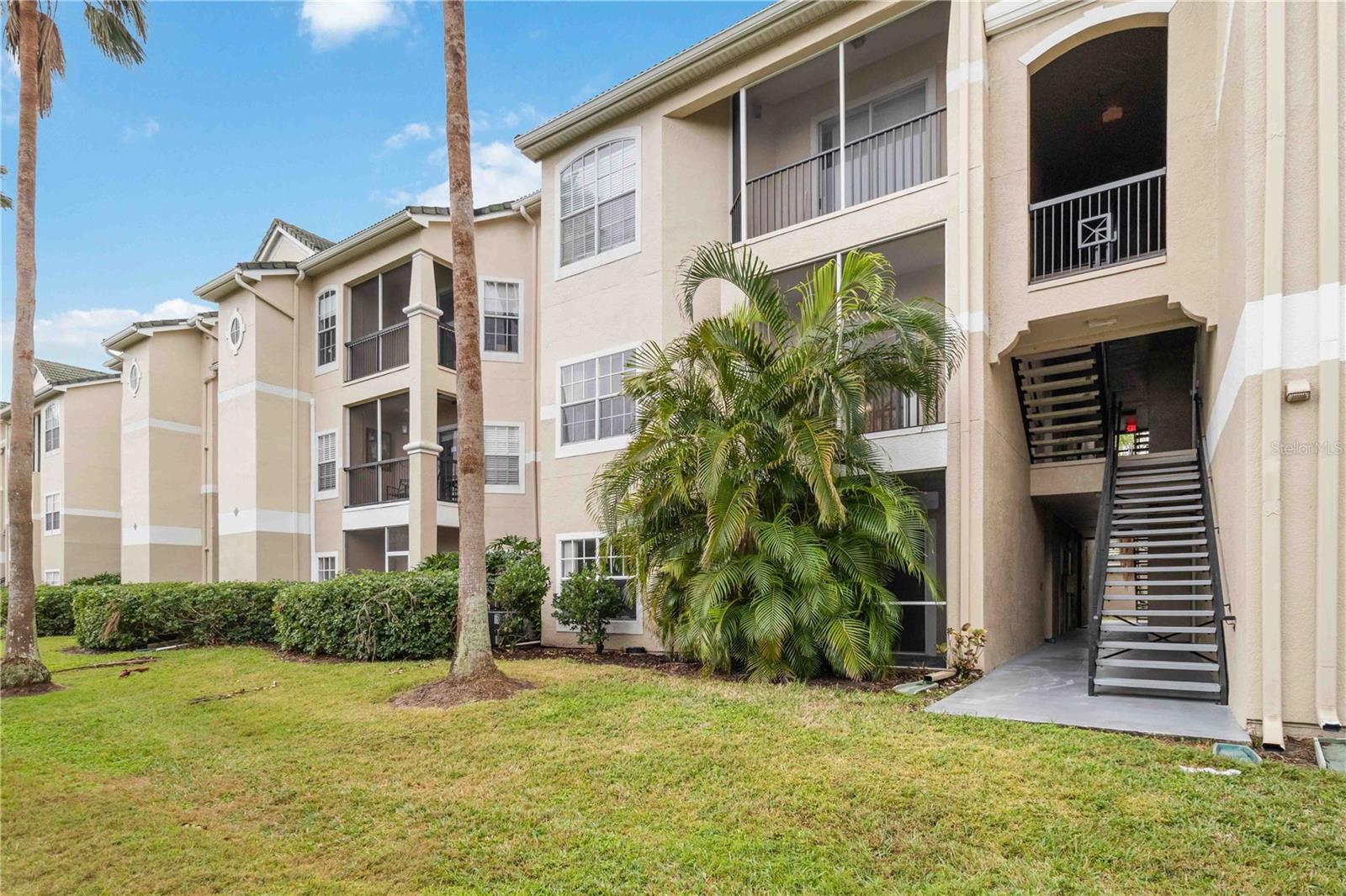 SERENADE ON PALMER RANCH - Residential