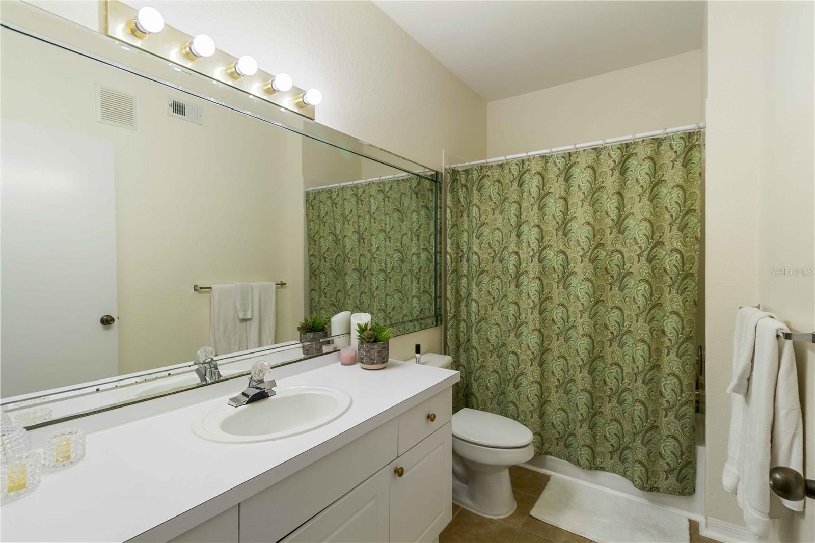 SERENADE ON PALMER RANCH - Residential