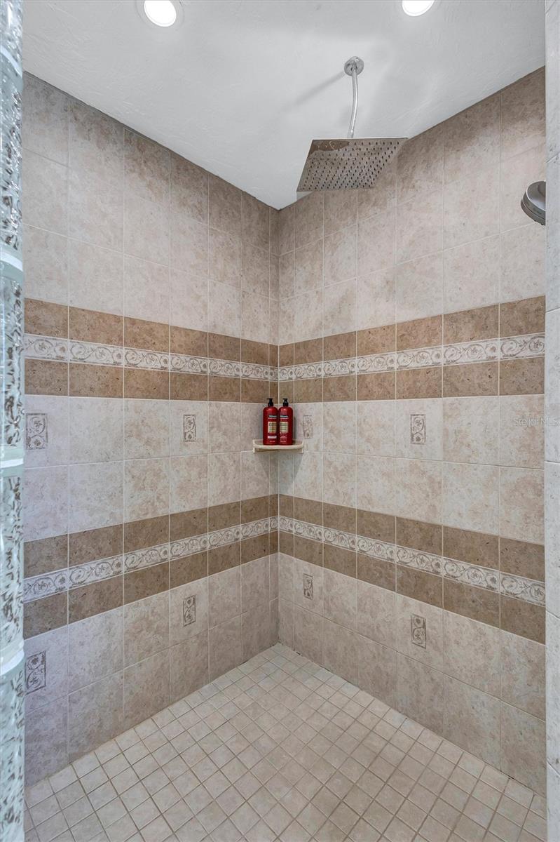 GLENWOOD ACRES UNIT ONE - Residential