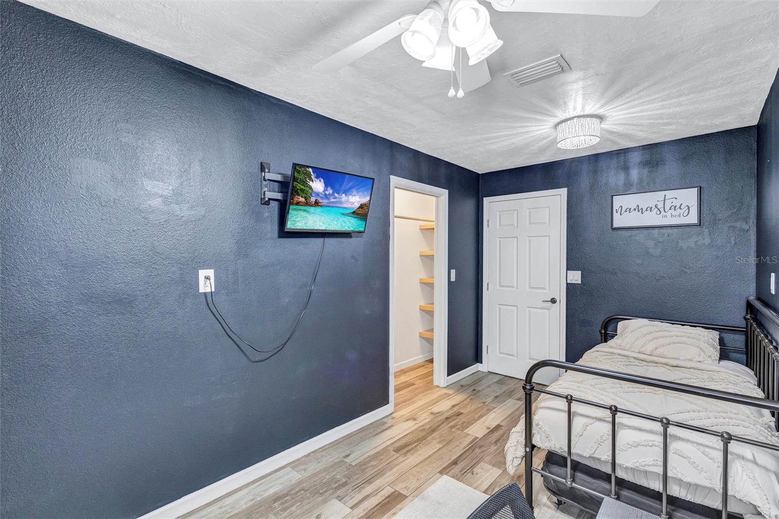 GLENWOOD ACRES UNIT ONE - Residential