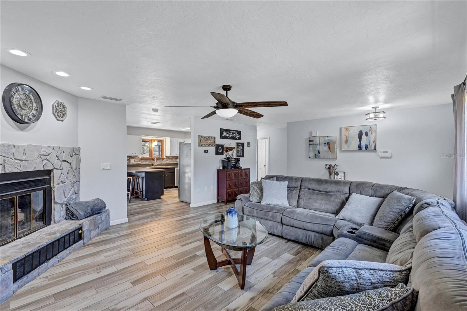 GLENWOOD ACRES UNIT ONE - Residential