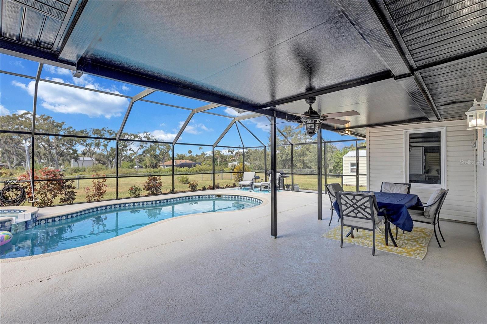 GLENWOOD ACRES UNIT ONE - Residential