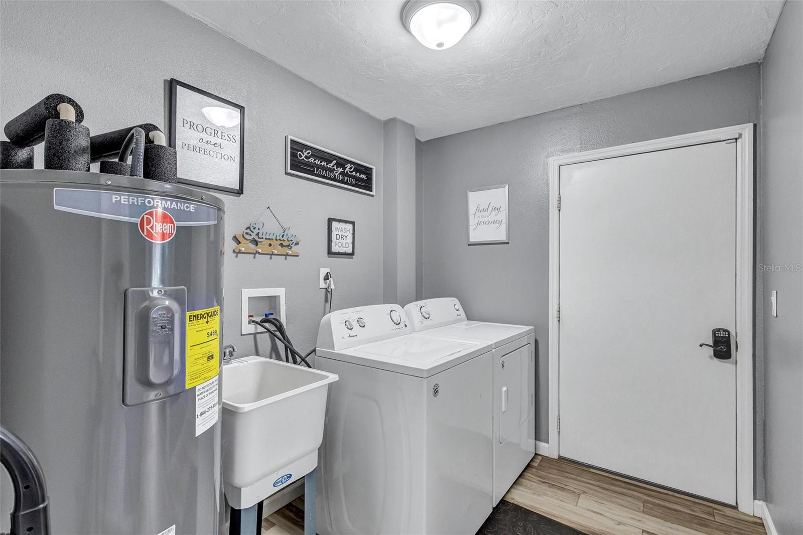 GLENWOOD ACRES UNIT ONE - Residential