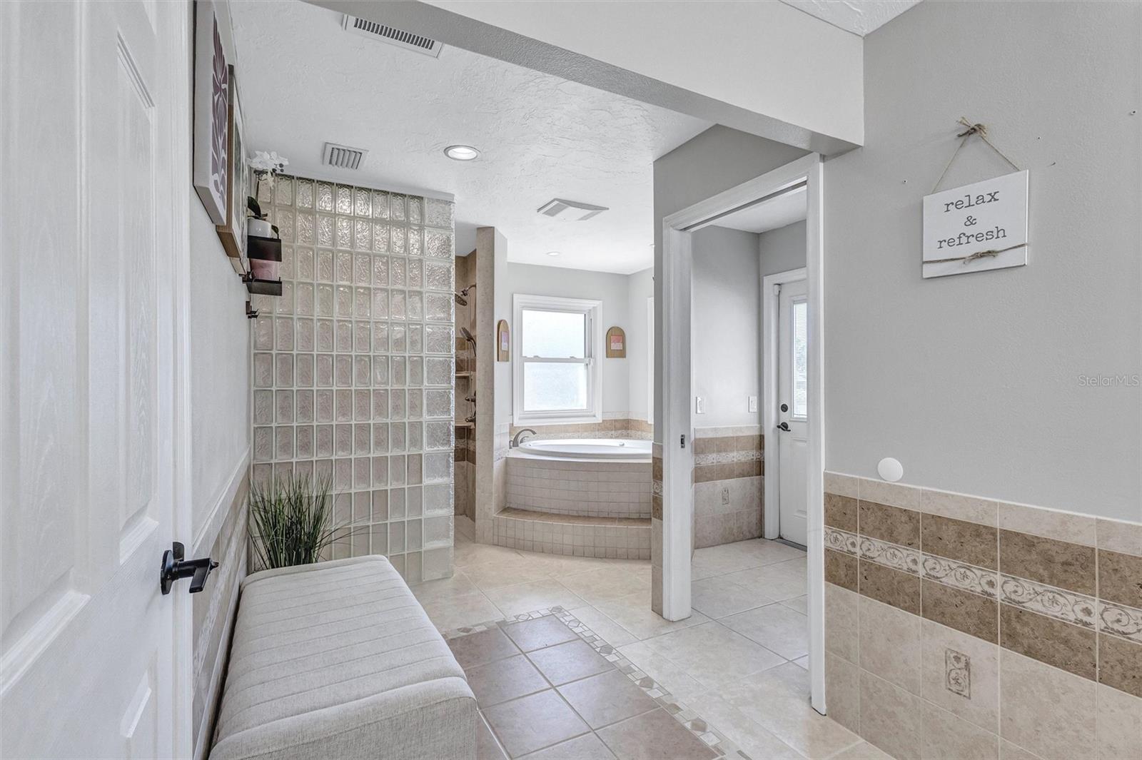 GLENWOOD ACRES UNIT ONE - Residential