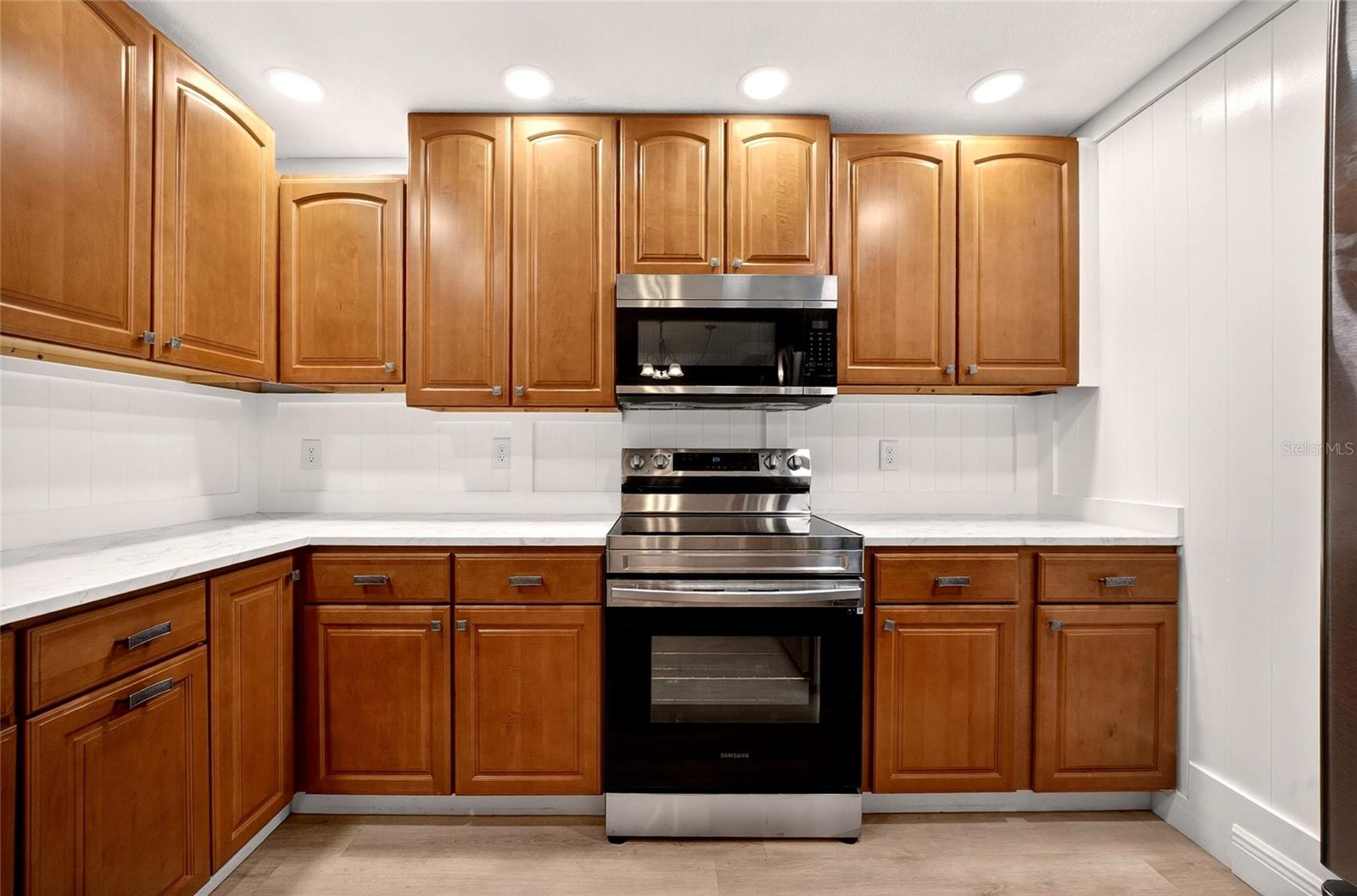 ROYAL OAK ESTATES - Residential