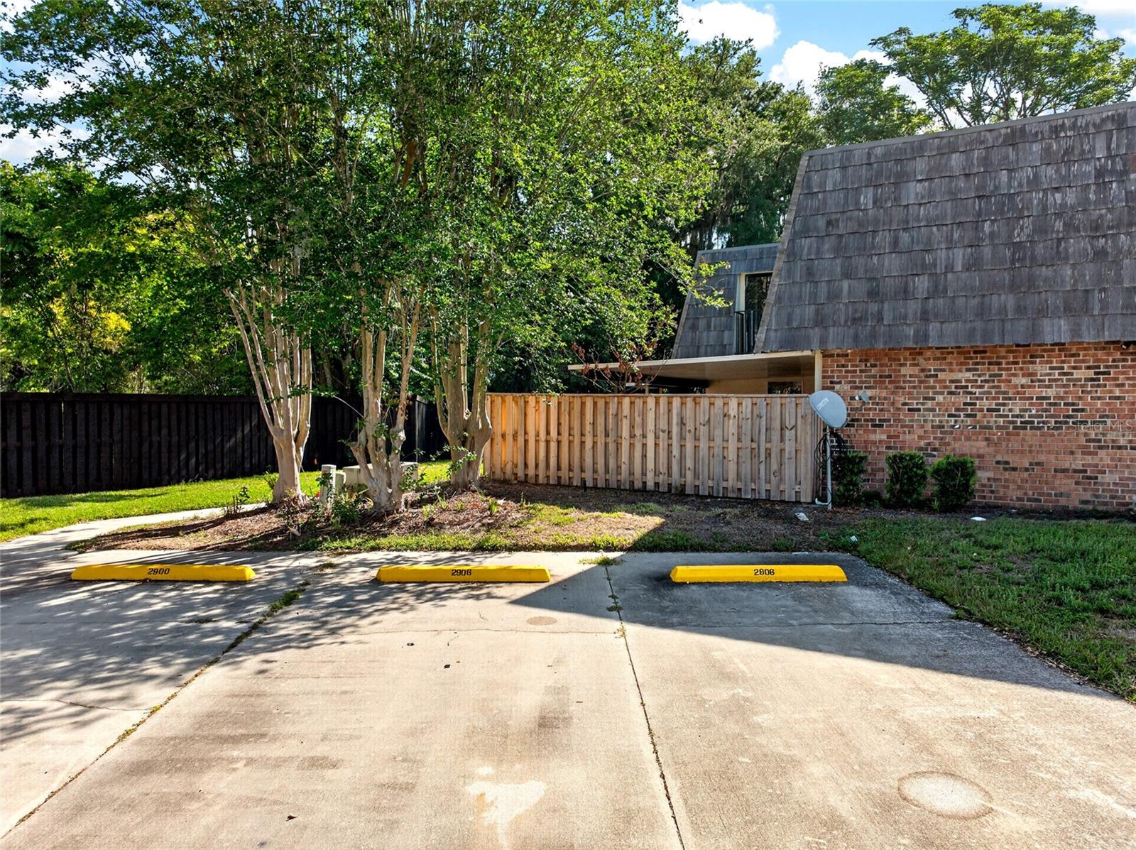 ROYAL OAK ESTATES - Residential