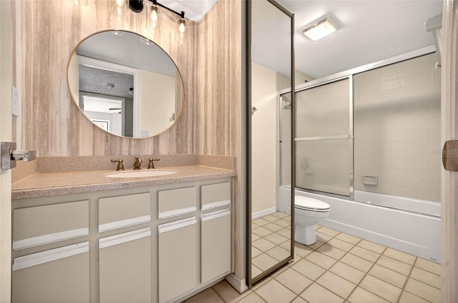 ROYAL OAK ESTATES - Residential