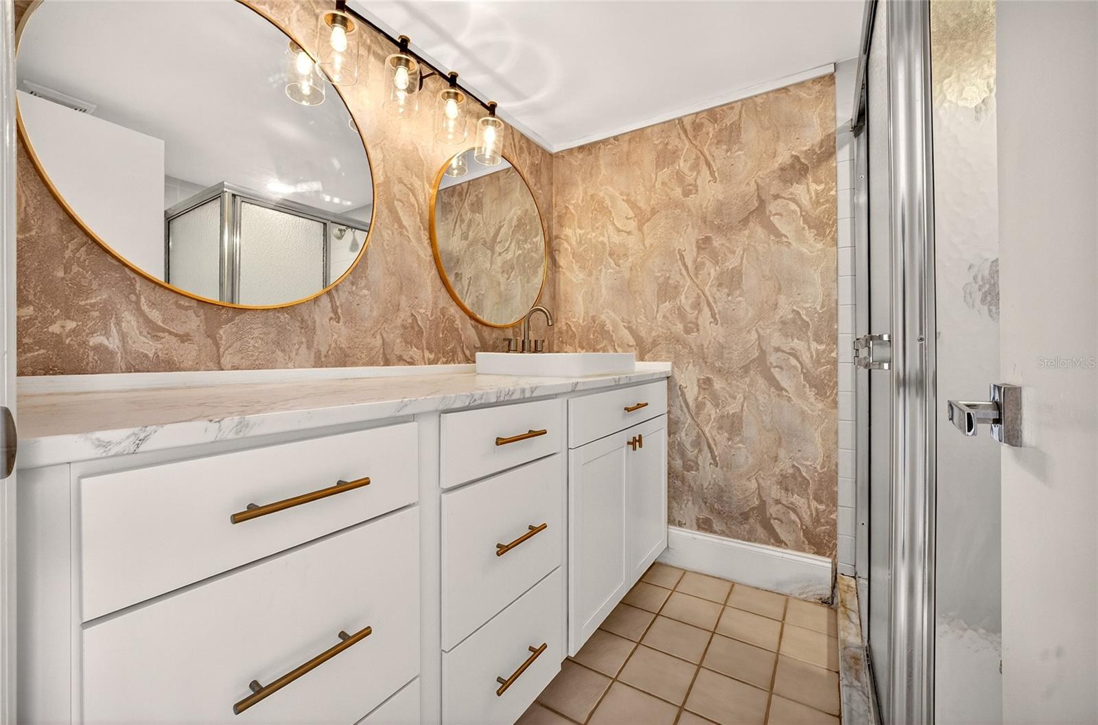 ROYAL OAK ESTATES - Residential