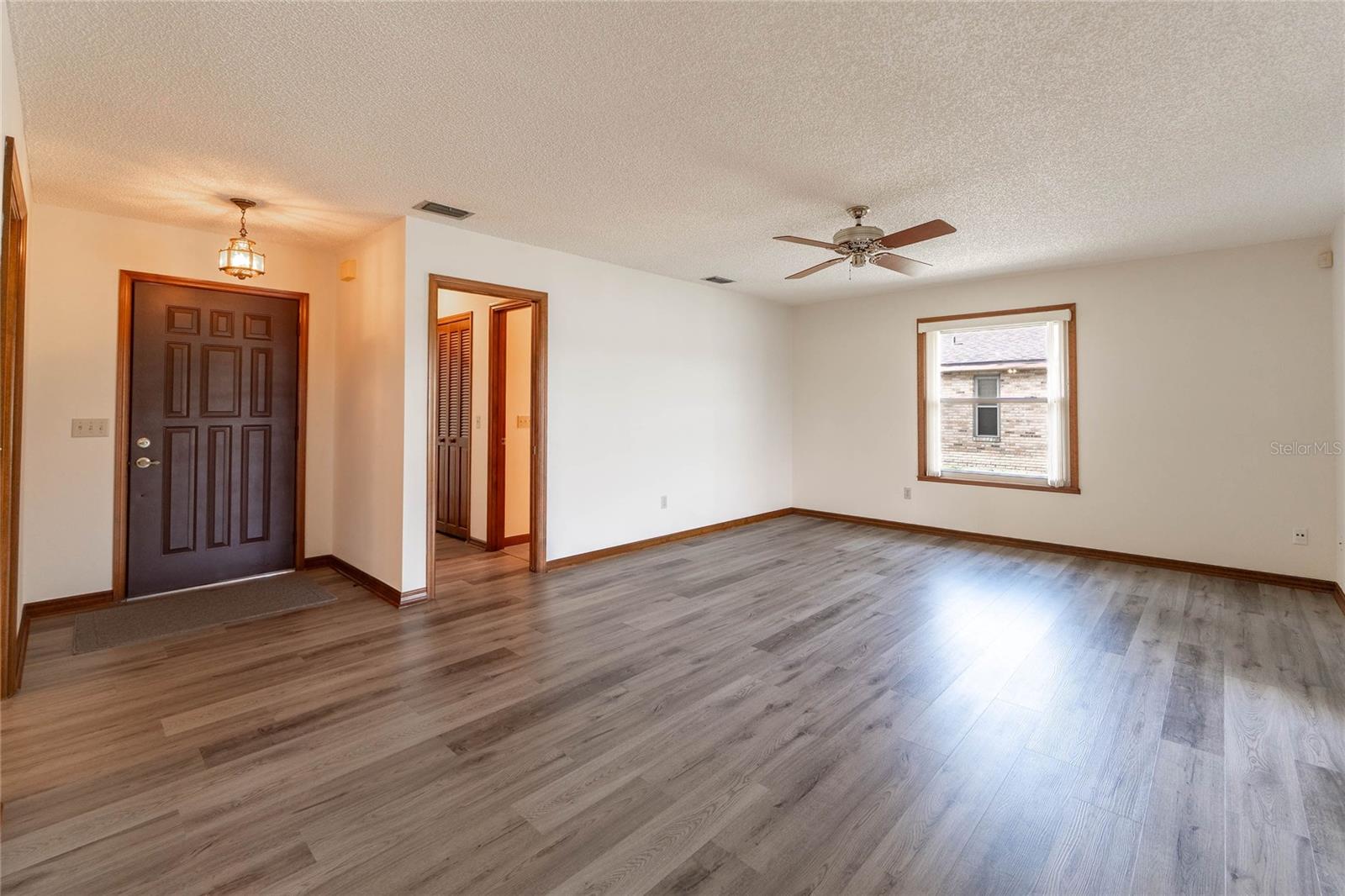 DELTONA LAKES UNIT 40 - Residential