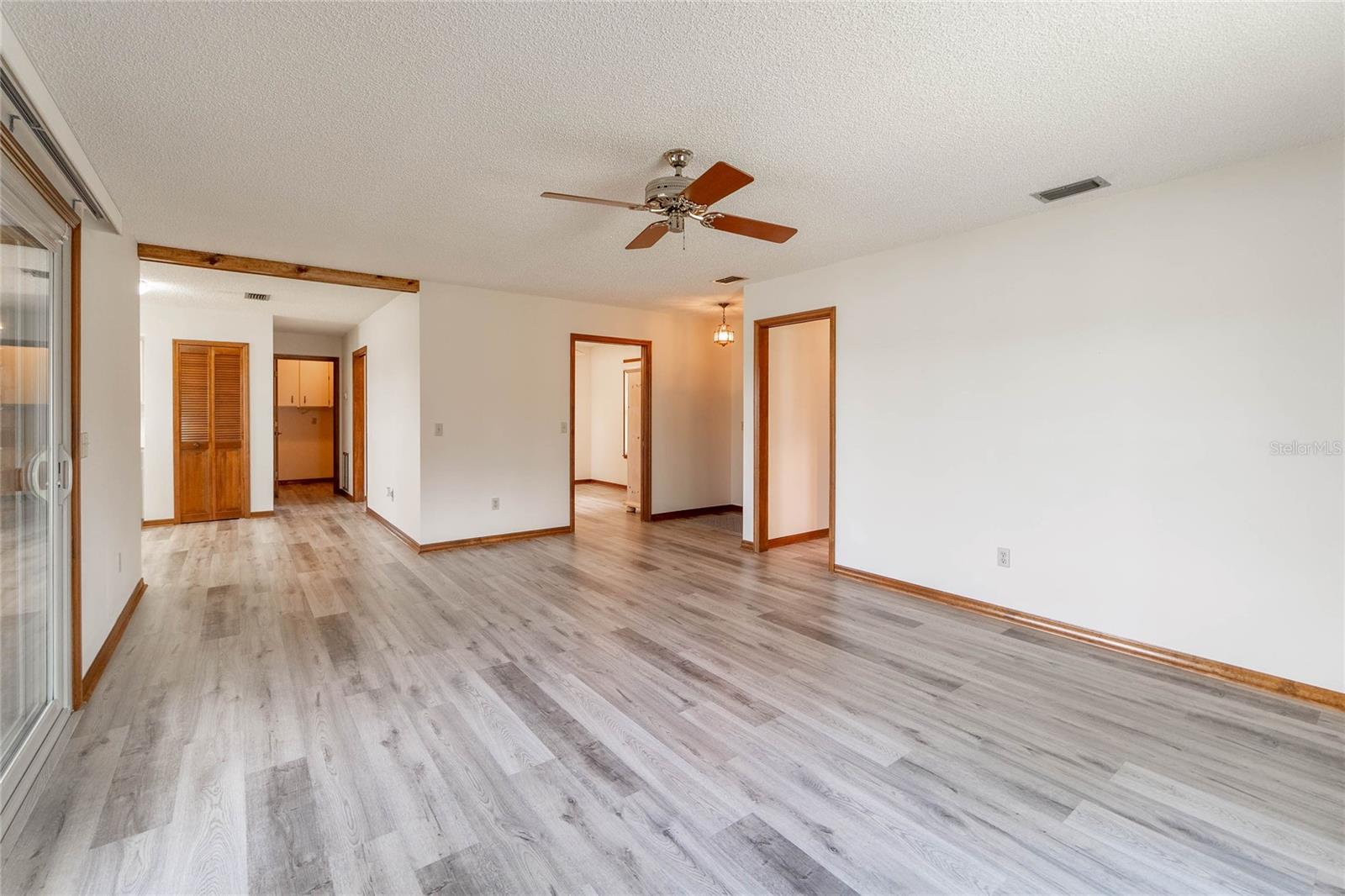 DELTONA LAKES UNIT 40 - Residential