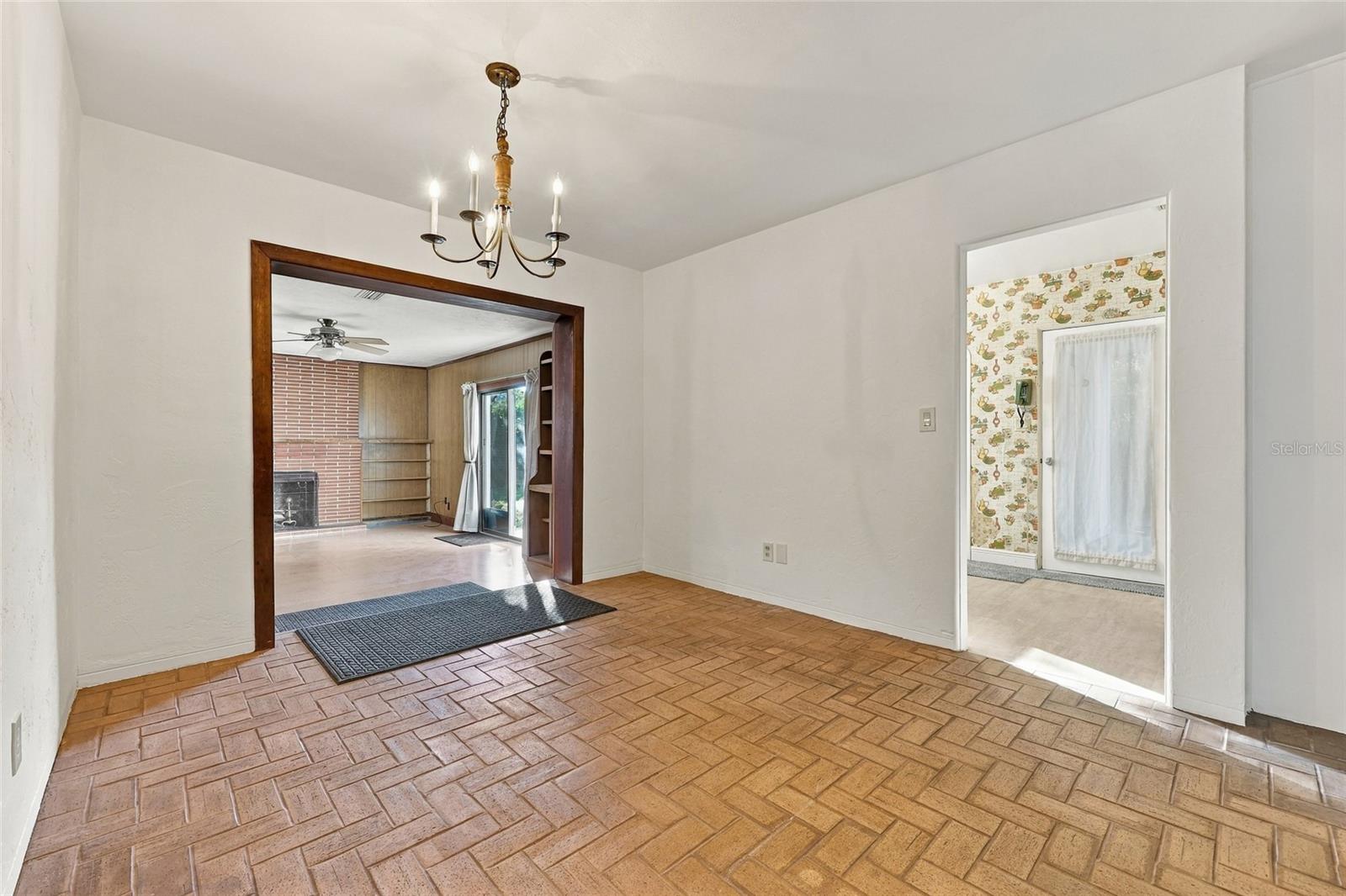 105 SE 70TH STREET