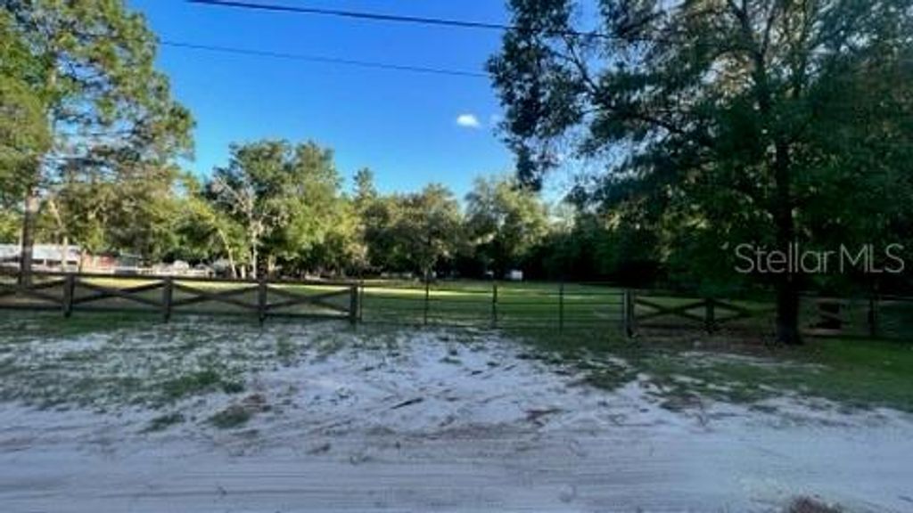 Photo of 7678 SW 151st Place, Dunnellon, FL 34432 (MLS # S5109847)