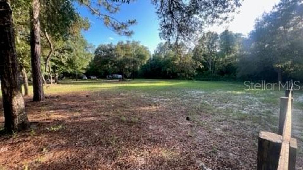Photo of 7678 SW 151st Place, Dunnellon, FL 34432 (MLS # S5109847)