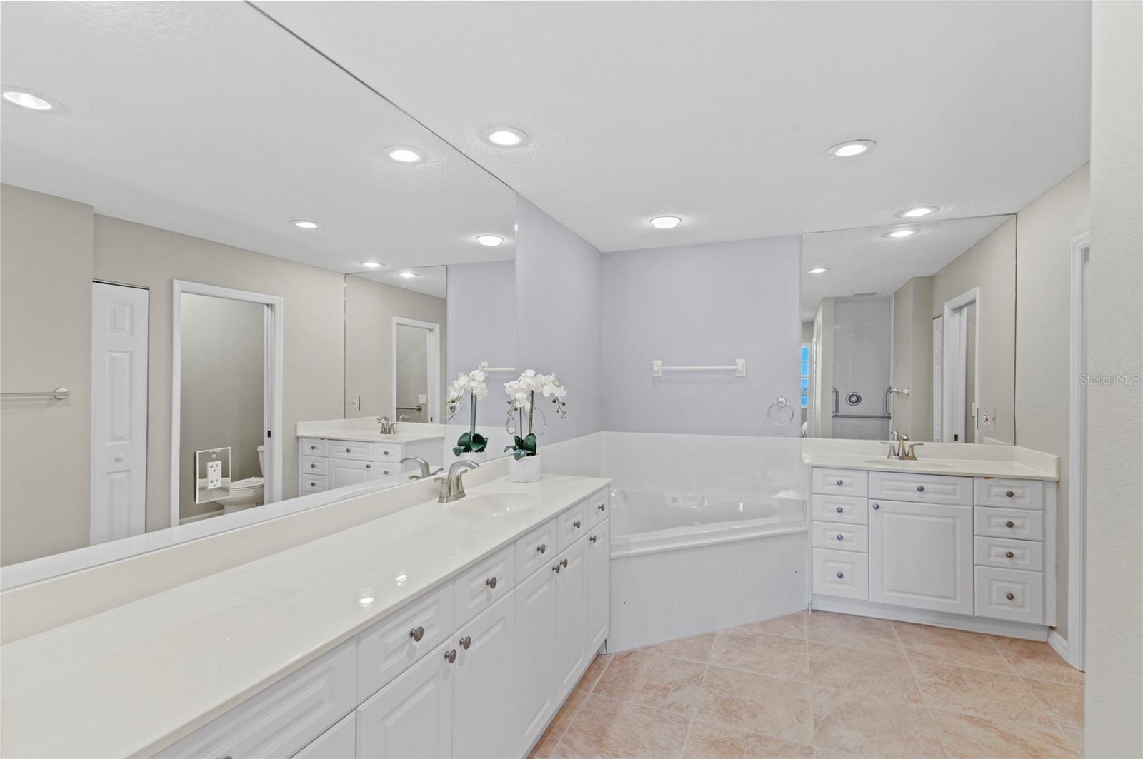 BAYPOINTE VISTA 2 - Residential