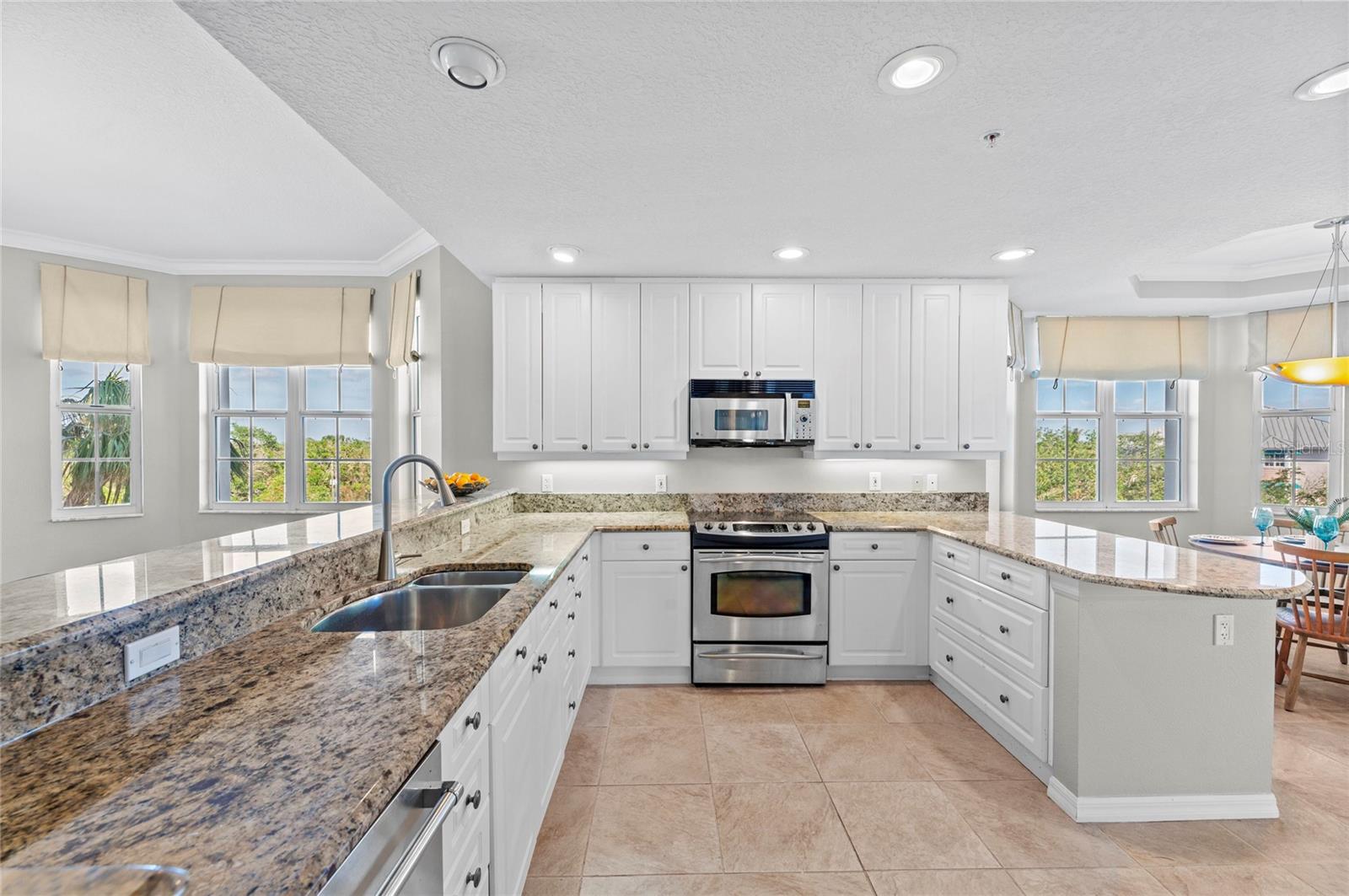 BAYPOINTE VISTA 2 - Residential