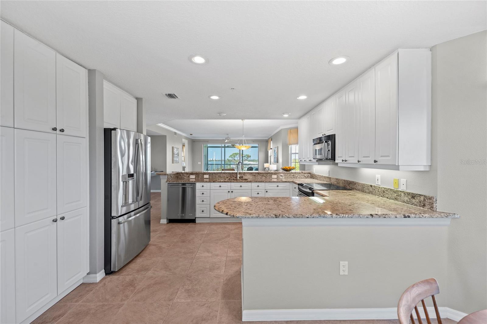 BAYPOINTE VISTA 2 - Residential