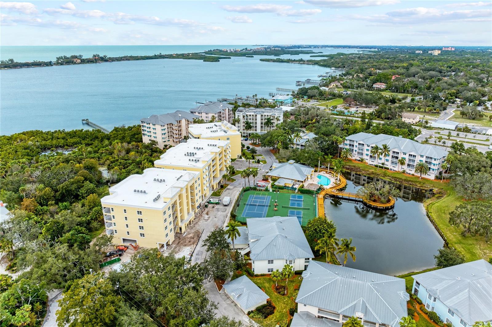 BAYPOINTE VISTA 2 - Residential