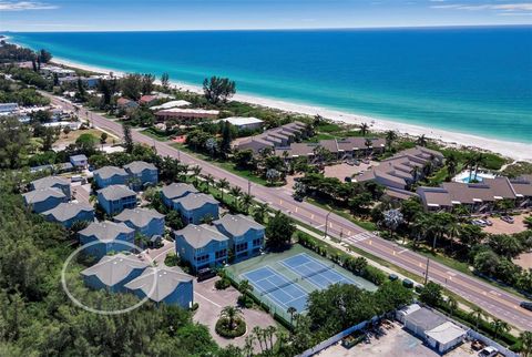 A home in LONGBOAT KEY