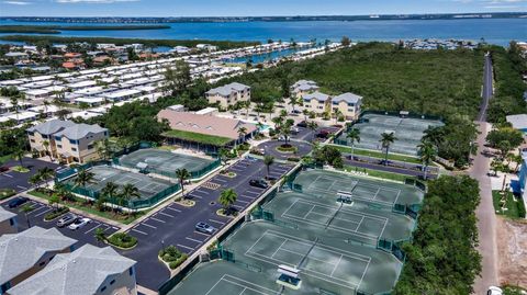 A home in LONGBOAT KEY