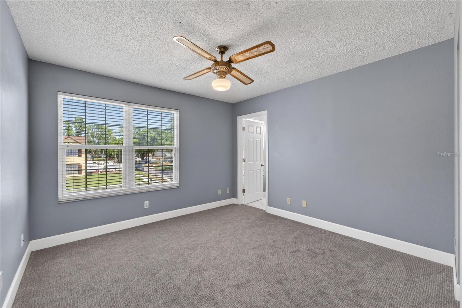 FOUR WINDS ESTATES UNIT SIX - Residential