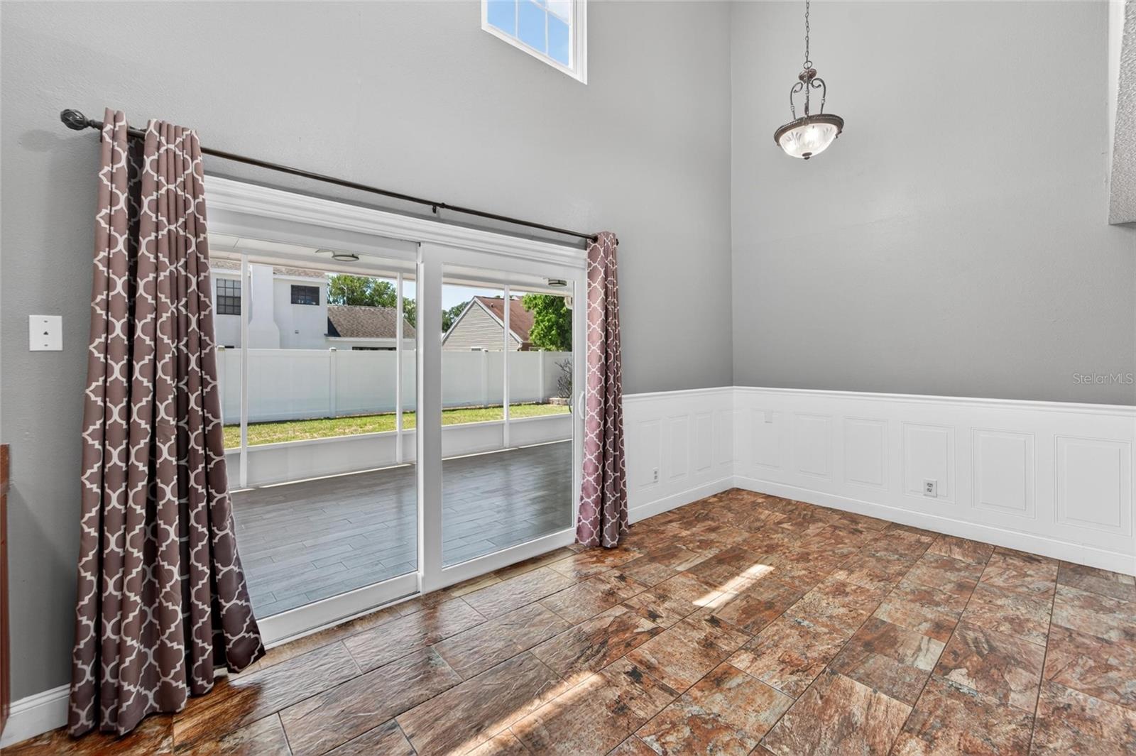 FOUR WINDS ESTATES UNIT SIX - Residential