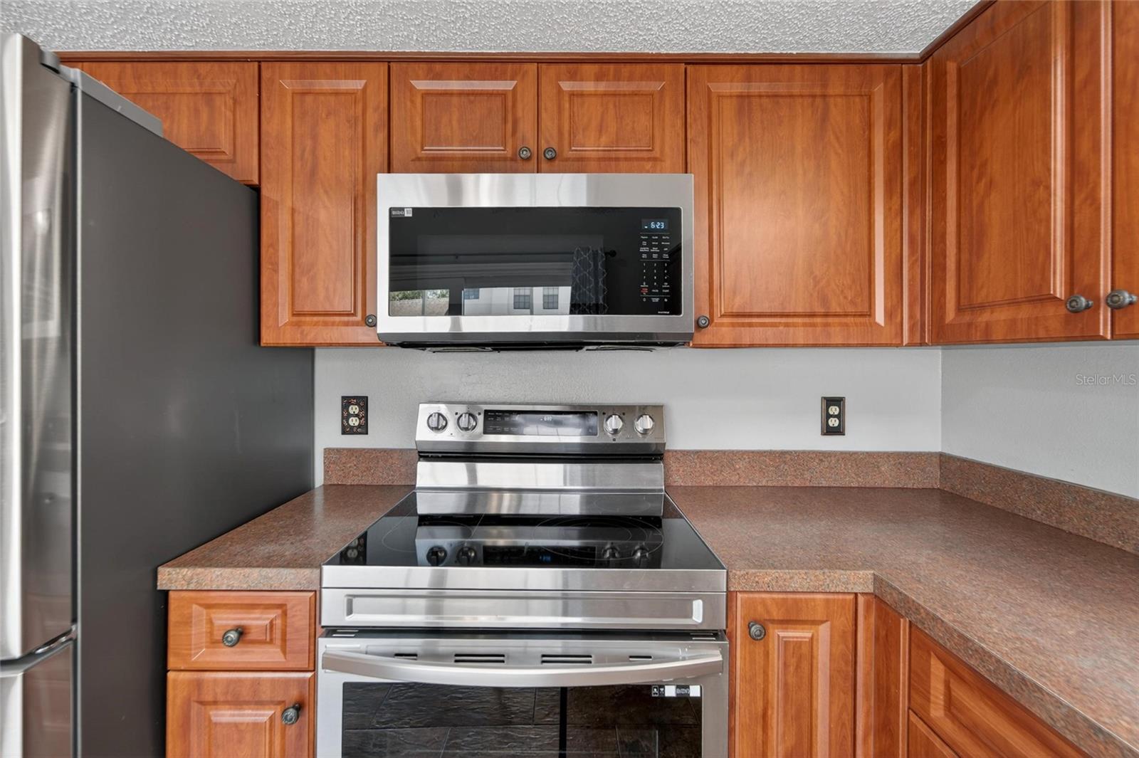 FOUR WINDS ESTATES UNIT SIX - Residential