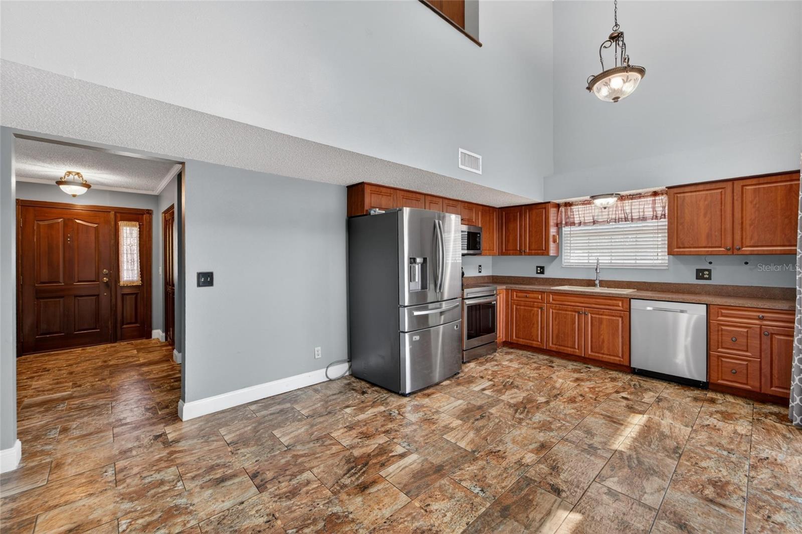 FOUR WINDS ESTATES UNIT SIX - Residential