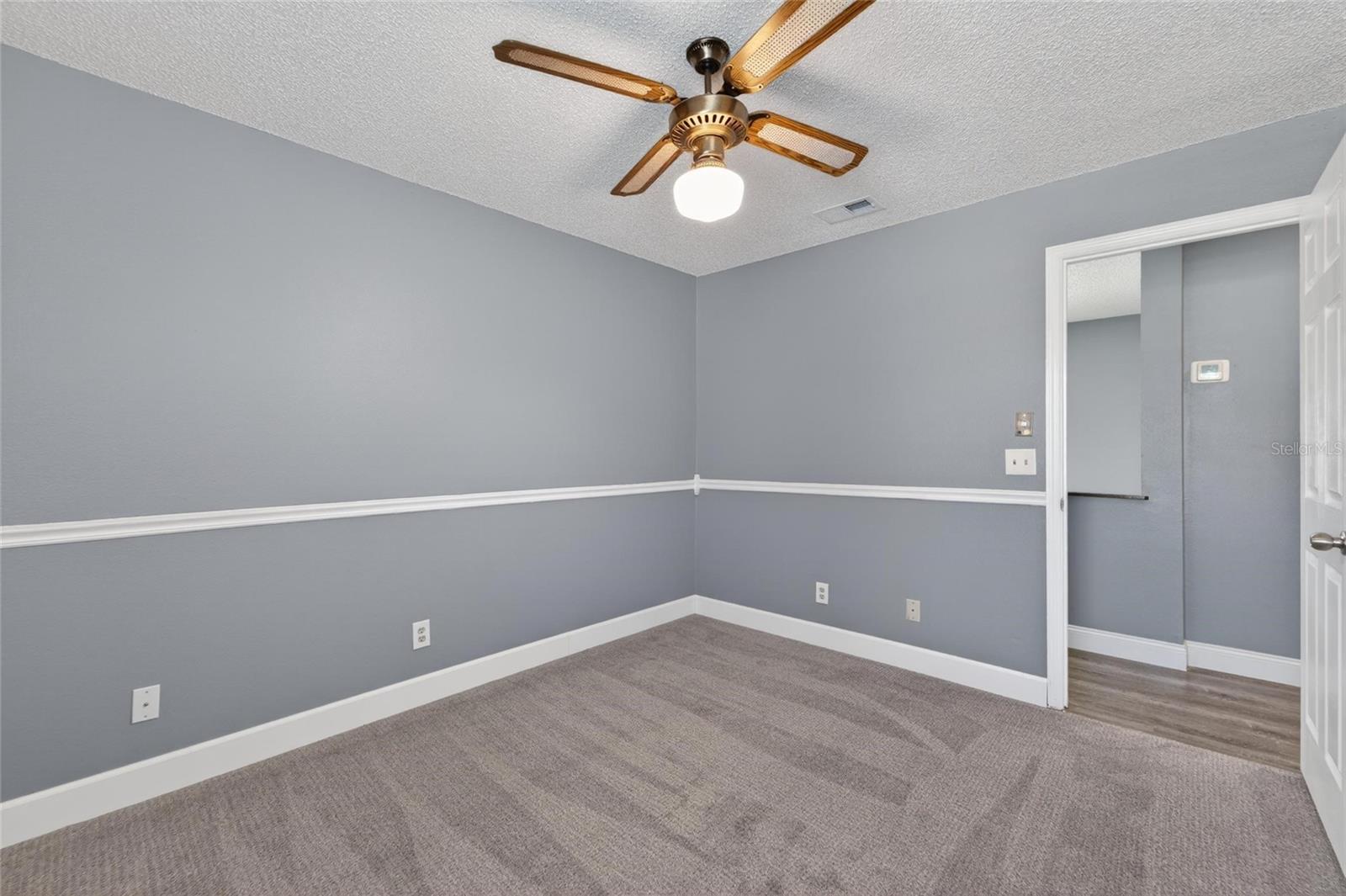 FOUR WINDS ESTATES UNIT SIX - Residential