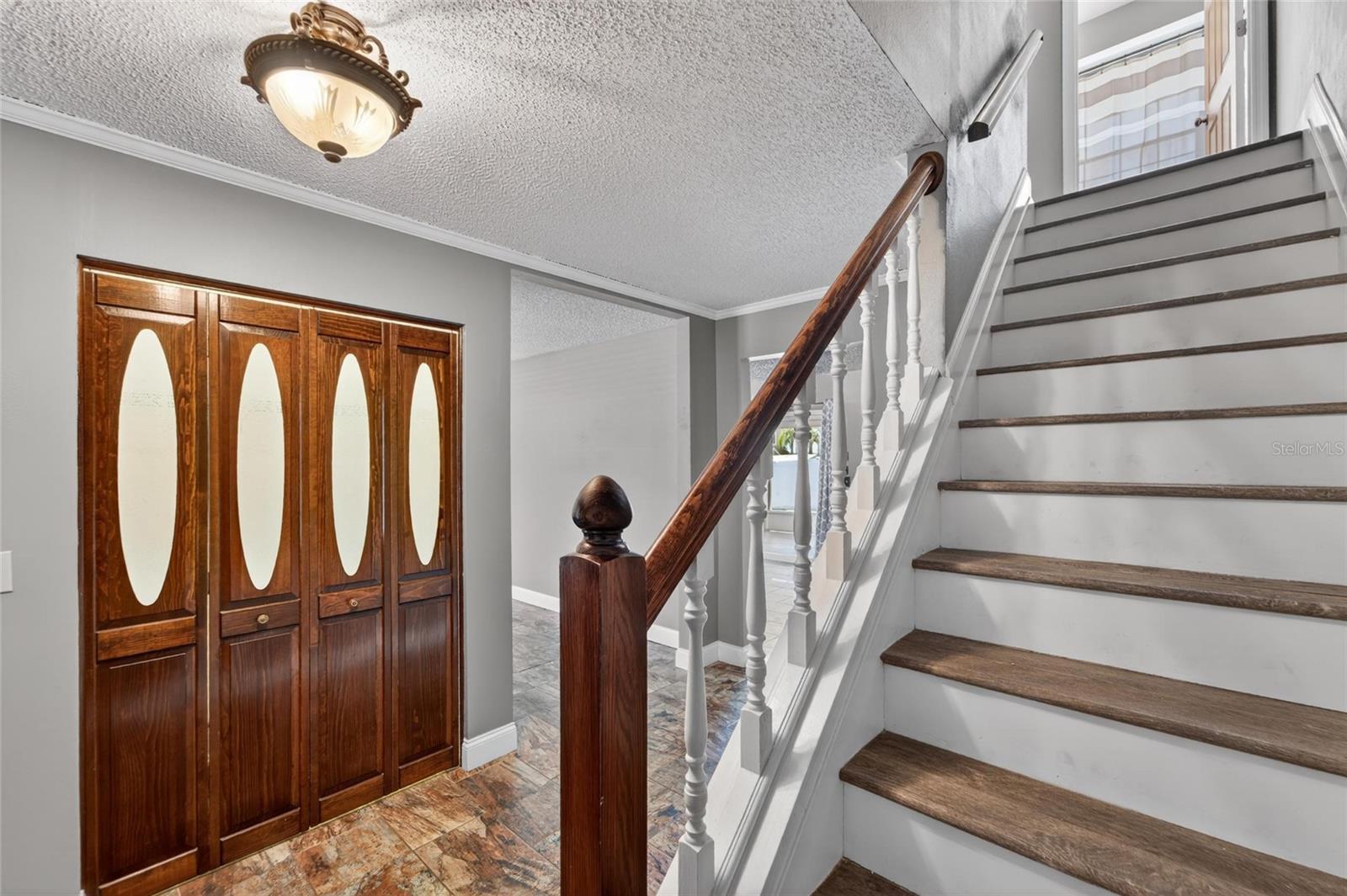 FOUR WINDS ESTATES UNIT SIX - Residential