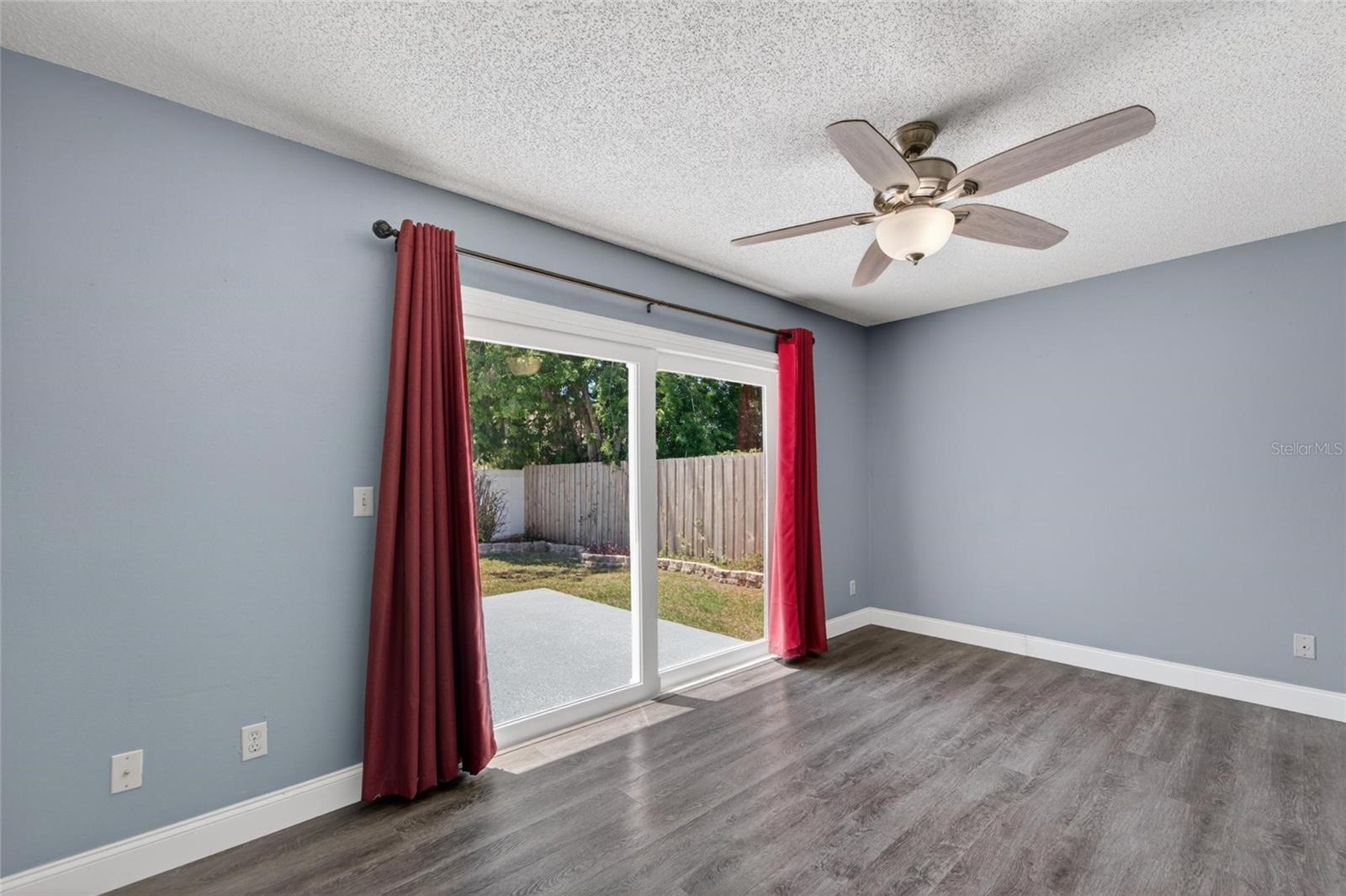 FOUR WINDS ESTATES UNIT SIX - Residential