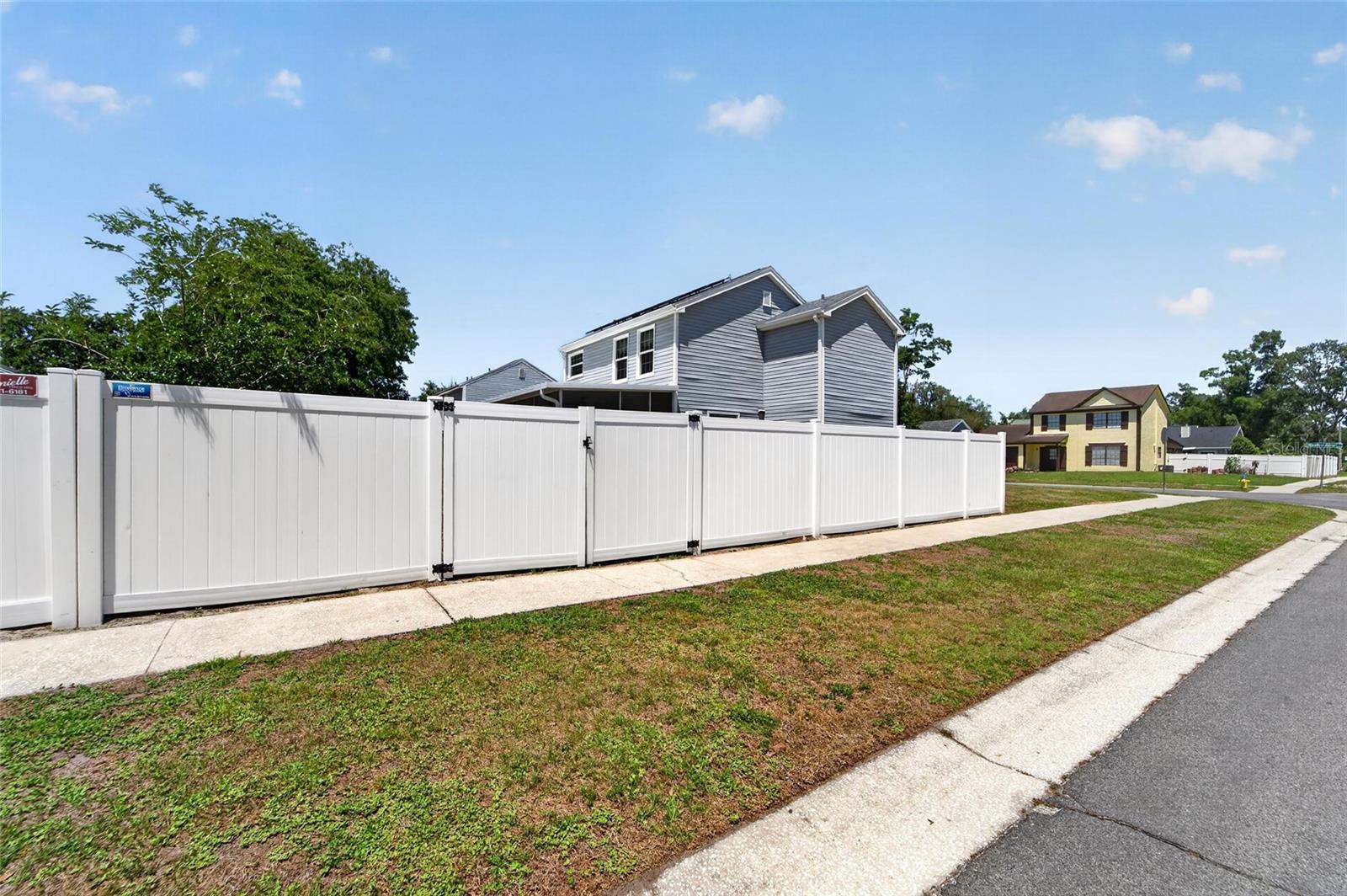 FOUR WINDS ESTATES UNIT SIX - Residential