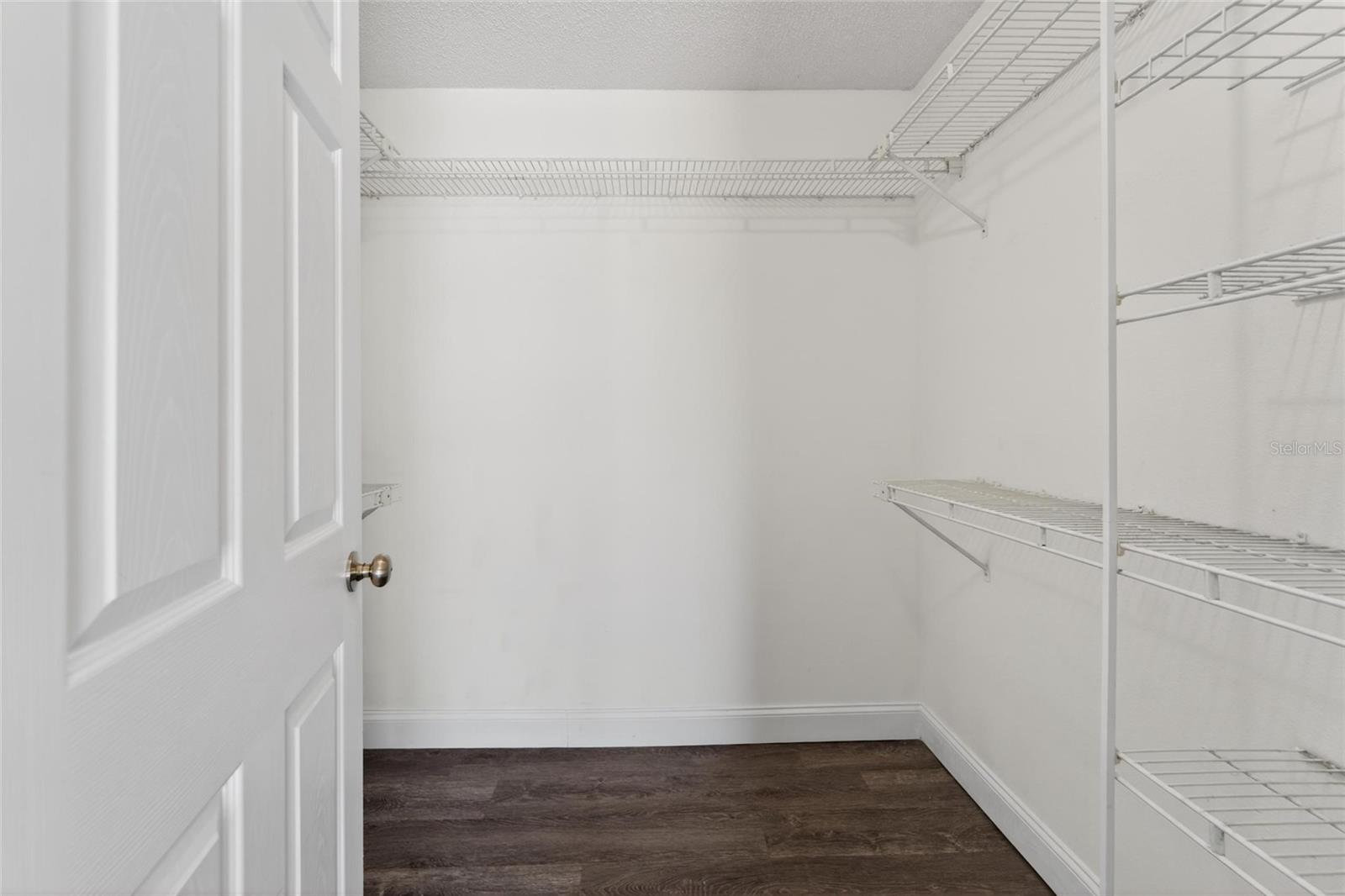 FOUR WINDS ESTATES UNIT SIX - Residential