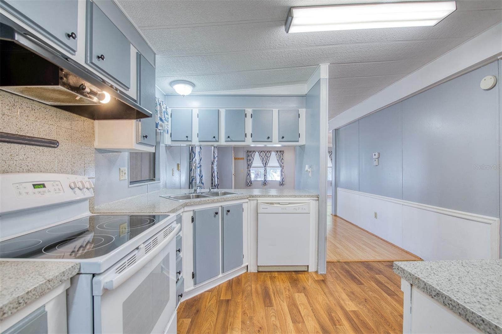 GULL-AIRE VILLAGE - Residential