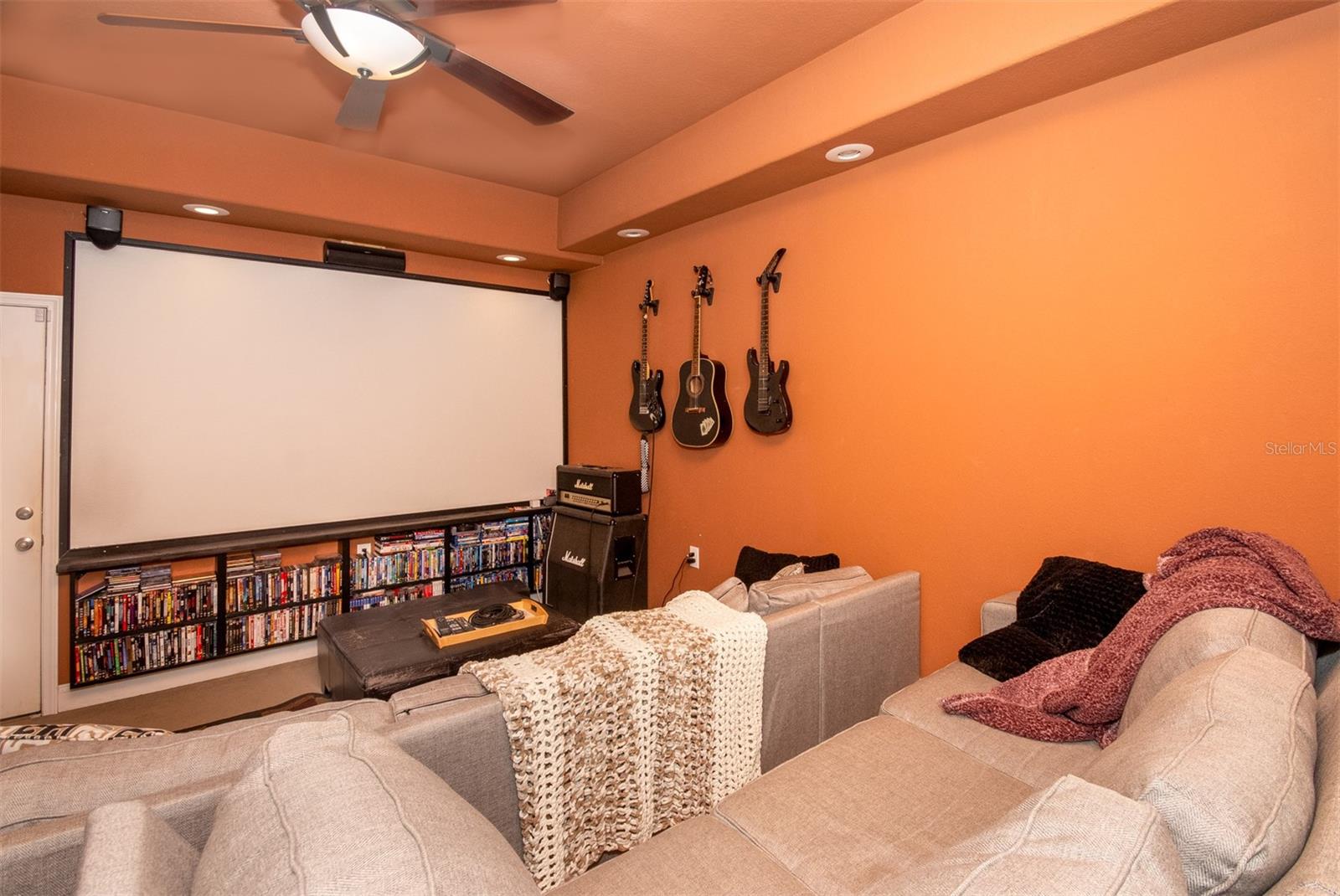 THOUSAND OAKS EAST PH 04 - Residential