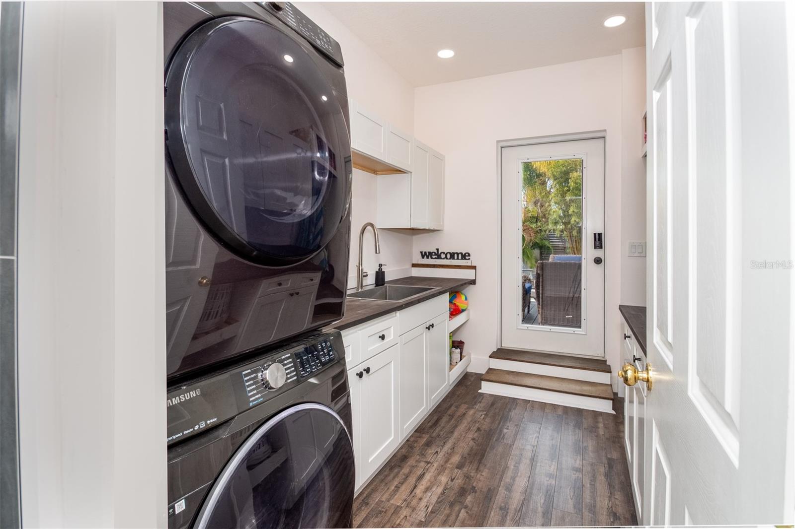 THOUSAND OAKS EAST PH 04 - Residential