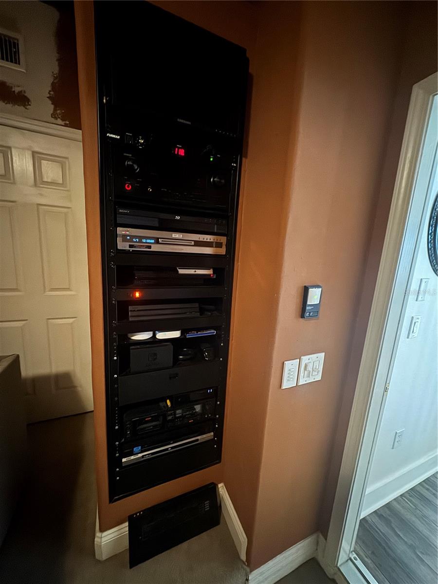 THOUSAND OAKS EAST PH 04 - Residential