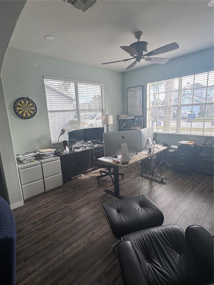 THOUSAND OAKS EAST PH 04 - Residential