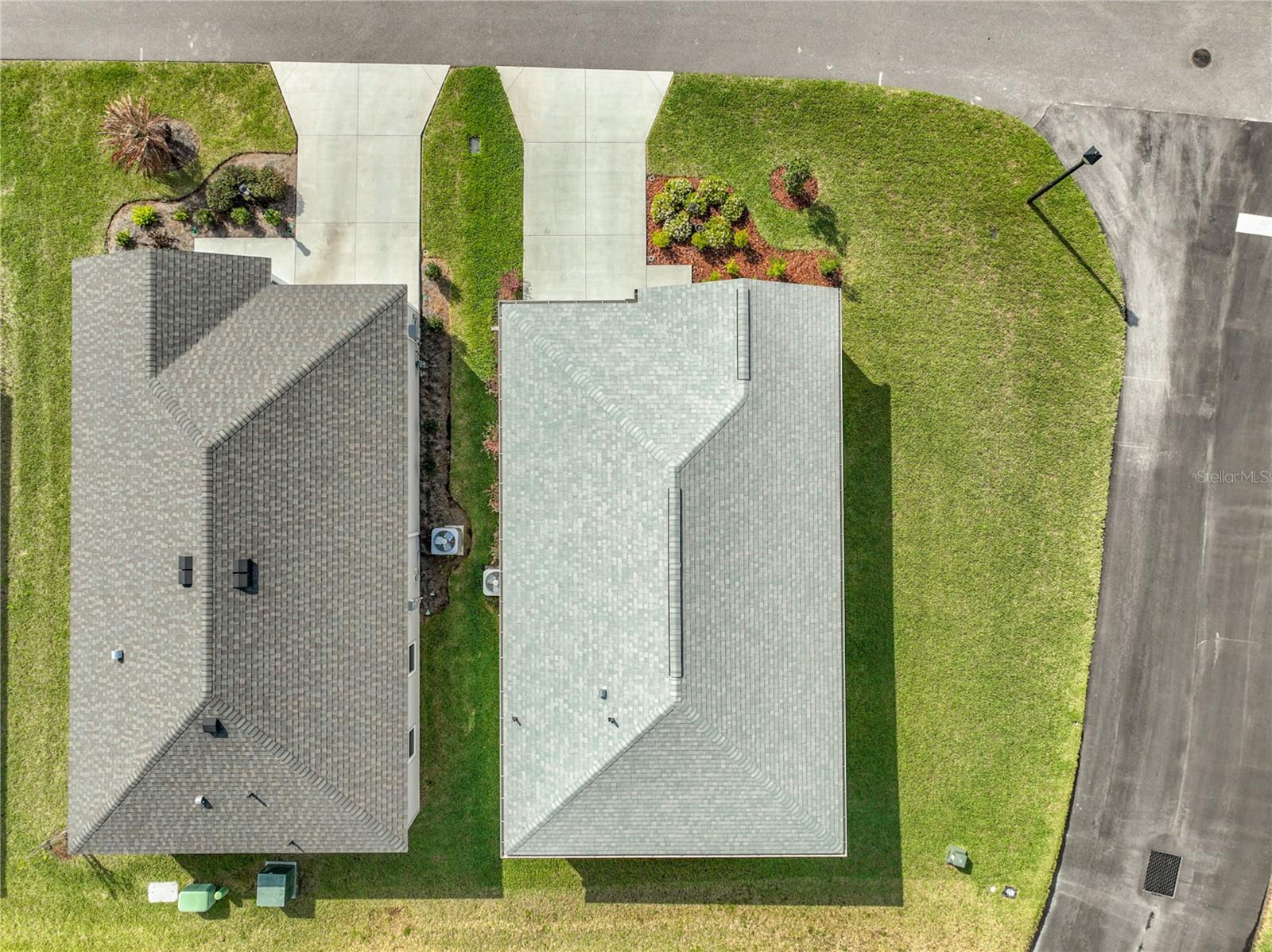 VILLAGES/SOUTHERN OAKS UN 216 - Residential