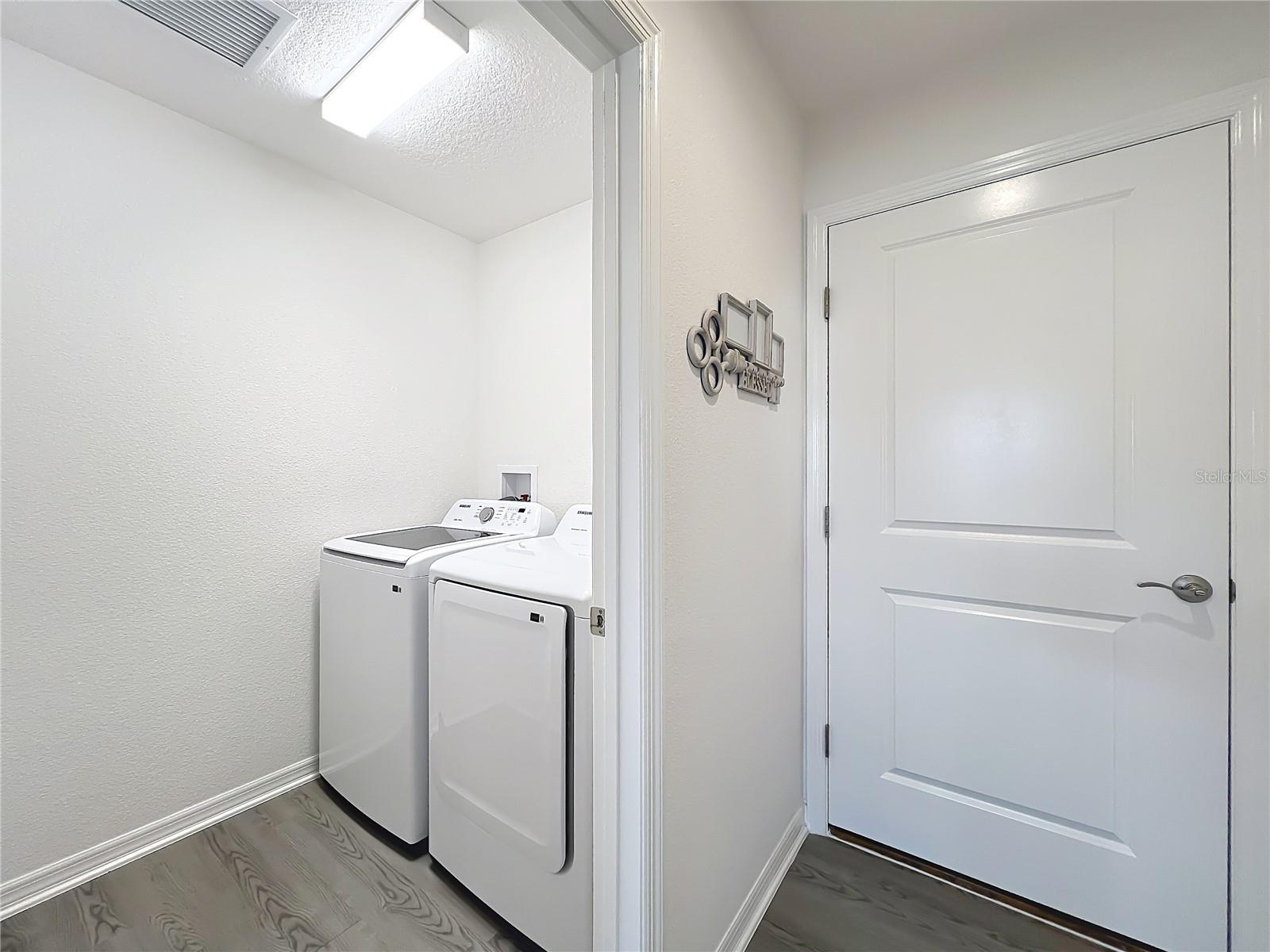 VILLAGES/SOUTHERN OAKS UN 216 - Residential