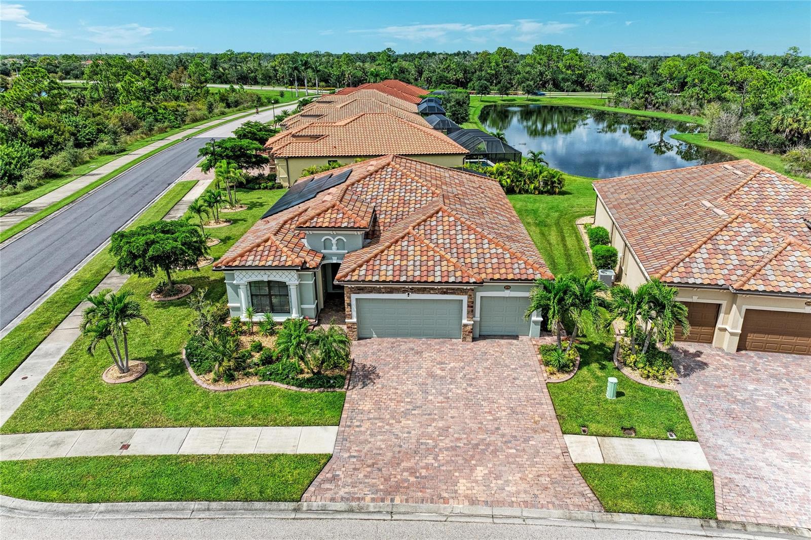 20700 GRANLAGO DR DRIVE