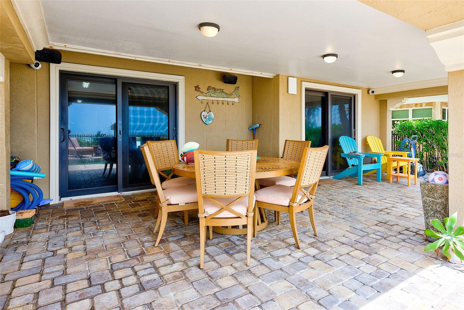 LONE PALM BEACH 1ST ADD - Residential