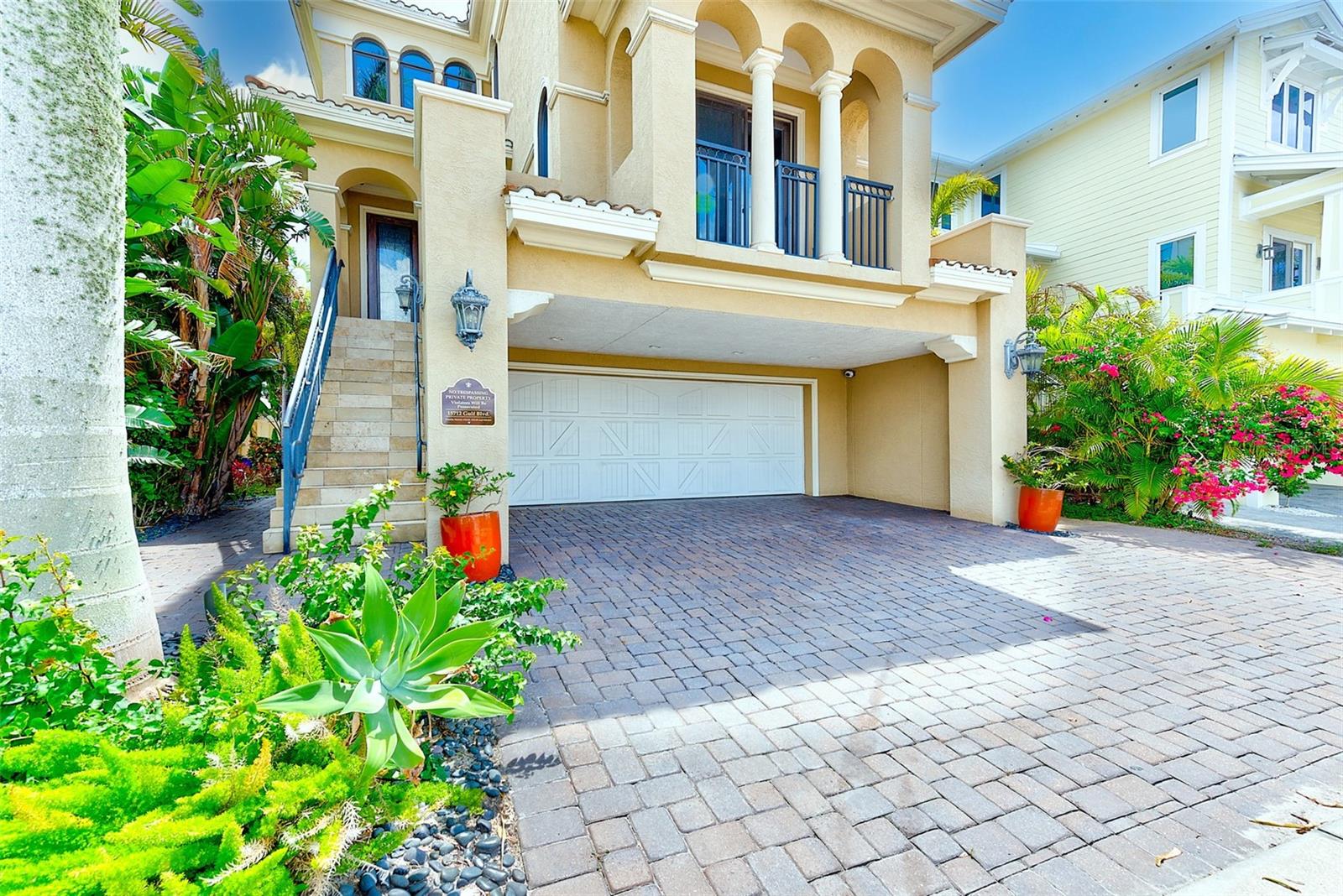 LONE PALM BEACH 1ST ADD - Residential