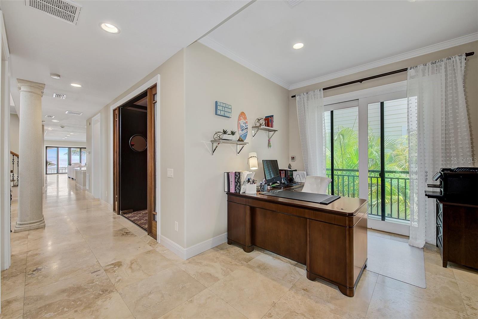 LONE PALM BEACH 1ST ADD - Residential